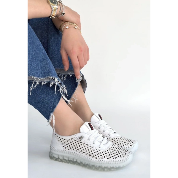 Otja Beyaz Deri Lazerli Bağcıklı Spor Ayakkabı