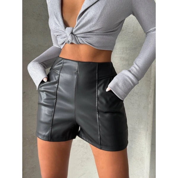 Parçalı cepli deri şort siyah w26312
