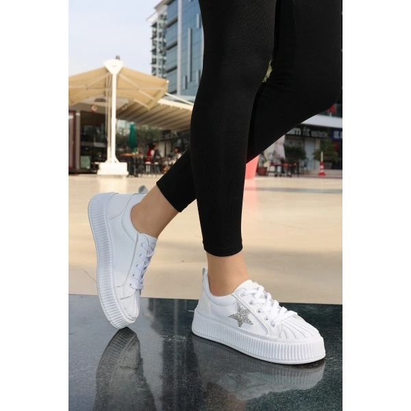 Piata Beyaz Cilt Bağcıklı Spor Ayakkabı