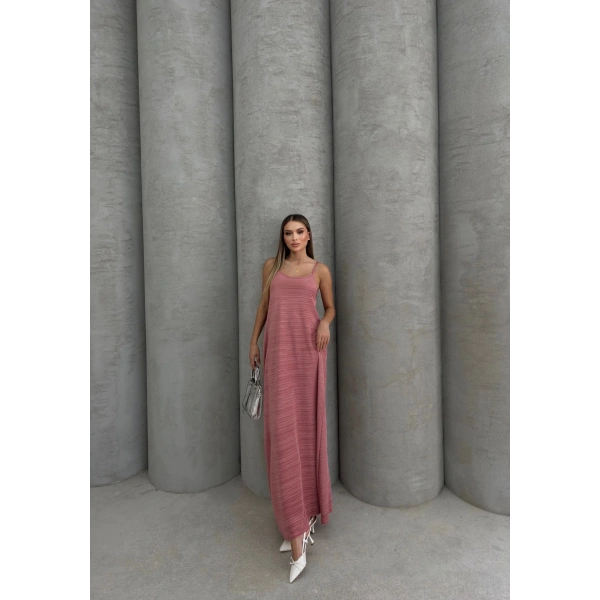 Piliseli uzun elbise