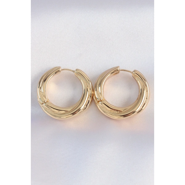 Pirinç Gold Renk Asimetrik Kıvrım Küpe