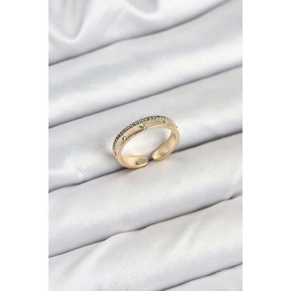 Pirinç Gold Renk Sıralı Zirkon Taşlı Kutup Yıldızı Model Kadın Yüzük