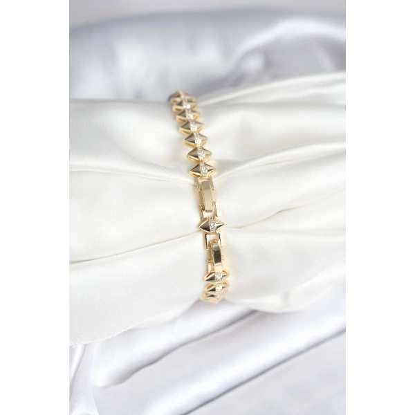 Pirinç Gold Renk Zirkon Taşlı Baklava Model Kadın Bileklik