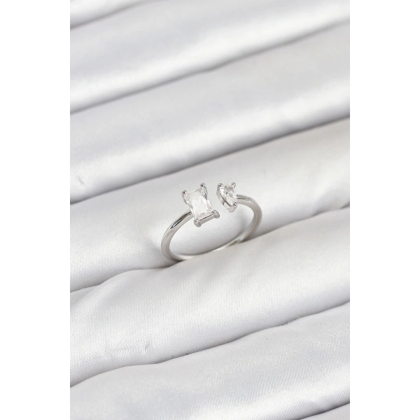 Pirinç Gold Renk Zirkon Taşlı Kadın Yüzük