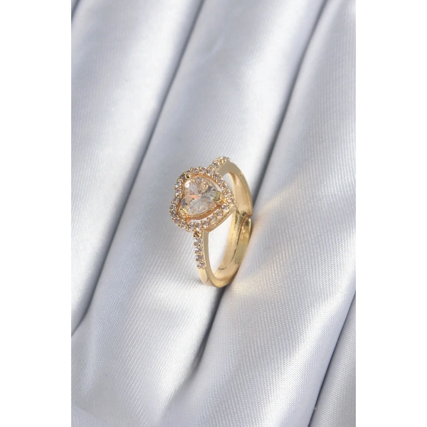Pirinç Gold Renk Zirkon Taşlı Kalp Charm Model Kadın Yüzük