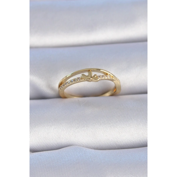 Pirinç Gold Renk Zirkon Taşlı Kalp Model Kadın Yüzük