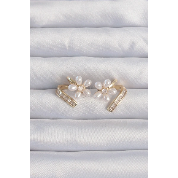 Pirinç Gold Renk Zirkon Taşlı Kıvrımlı İnci Çiçek Küpe