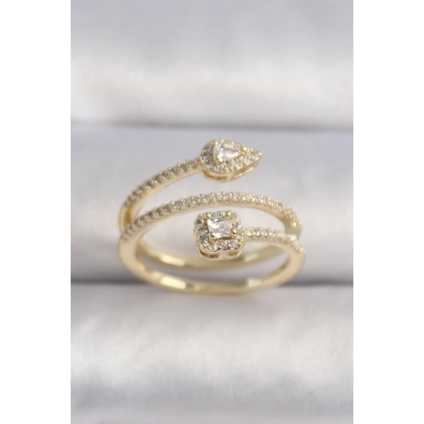 Pirinç Gold Renk Zirkon Taşlı Ok Model VIP Seri Kadın Yüzük