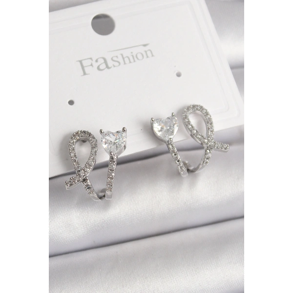 Pirinç Gümüş Renk Düğüm Model Zirkon Taşlı Kalp Detay Kadın Küpe