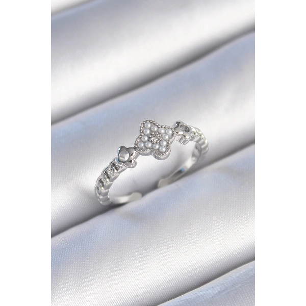 Pirinç Gümüş Renk İncili Yonca Model Zirkon Taş Detaylı Kadın Yüzük