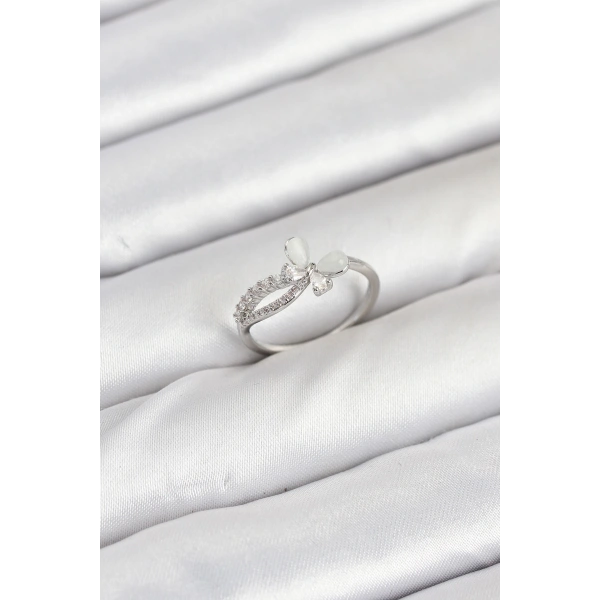 Pirinç Gümüş Renk Kelebek Zirkon Taşlı Kadın Yüzük