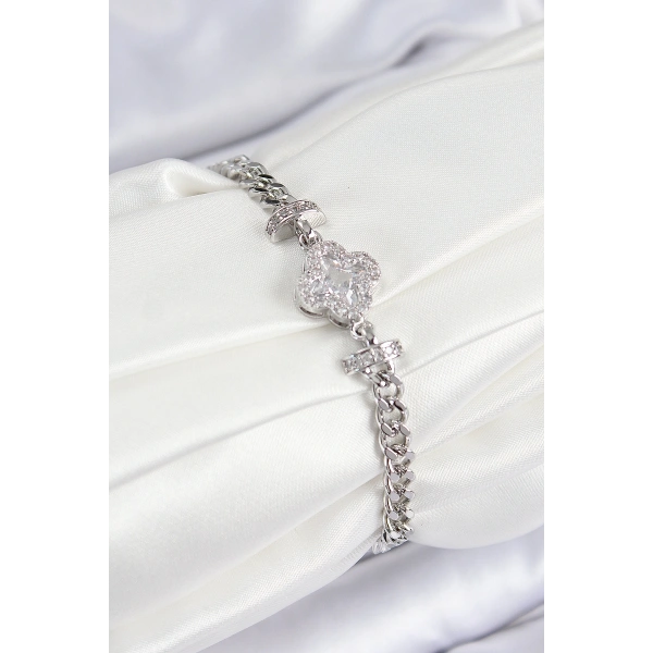 Pirinç Zirkon Taşlı Yonca Model Gümüş Renk Kadın Bileklik