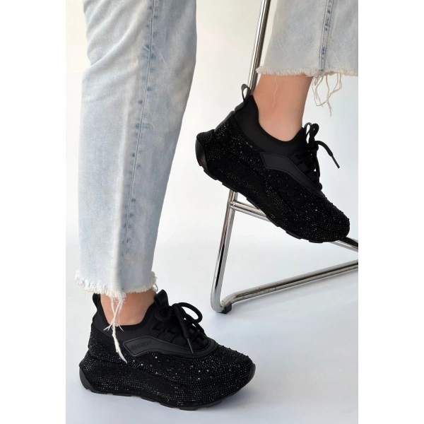 Rimay Siyah Cilt Boncuk İşlemeli Spor Ayakkabı