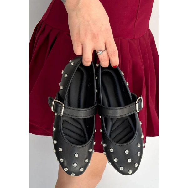 Ritta Siyah Cilt Kemerli Babet Ayakkabı