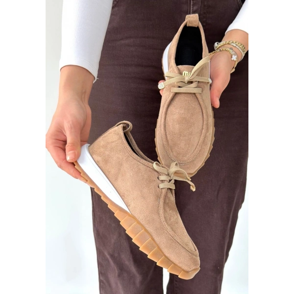 Sier Bej Süet Bağcıklı Spor Ayakkabı