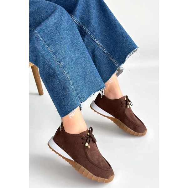 Sier Kahverengi Süet Bağcıklı Spor Ayakkabı