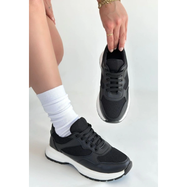 Slar Siyah Cilt Bağcıklı Spor Ayakkabı