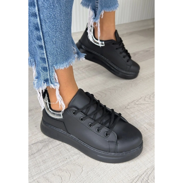 Sofio Siyah Cilt Bağcıklı Spor Ayakkabı