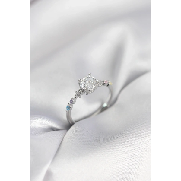 Tek Taş Model Zirkon Taşlı Gümüş Renk Kadın Yüzük