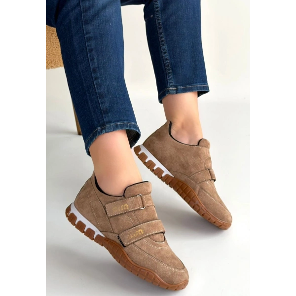 Tunga Bej Süet Cırt Cırtlı Spor Ayakkabı