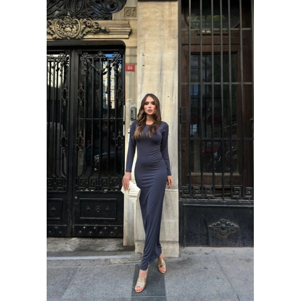 Uzun kollu uzun elbise