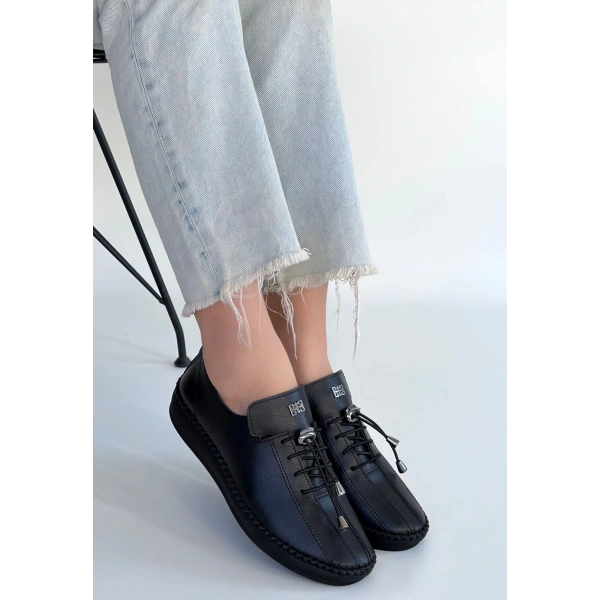 Warte Siyah Deri Bağcıklı Spor Ayakkabı