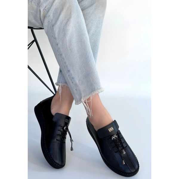 Warte Siyah Deri Bağcıklı Spor Ayakkabı