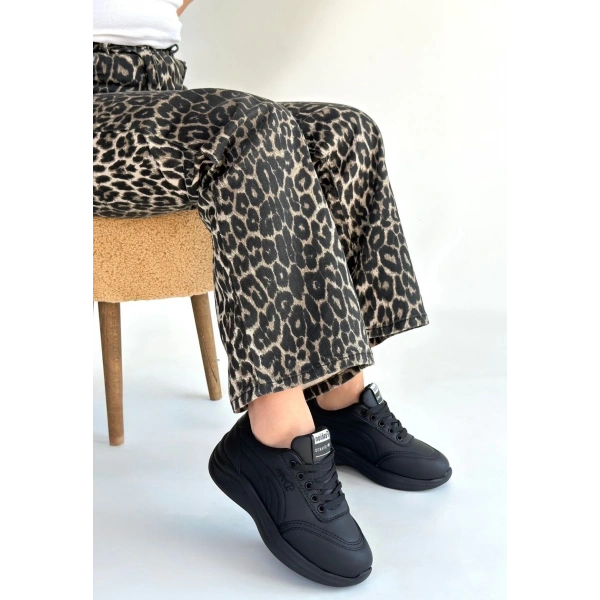 Yejja Siyah Cilt Bağcıklı Spor Ayakkabı