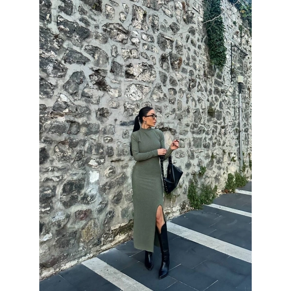 Yırtmaçlı kalın bürümcük uzun elbise Yeşil