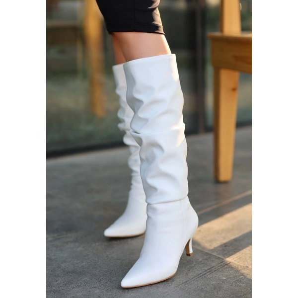 Zelya Beyaz Cilt Topuklu Çizme