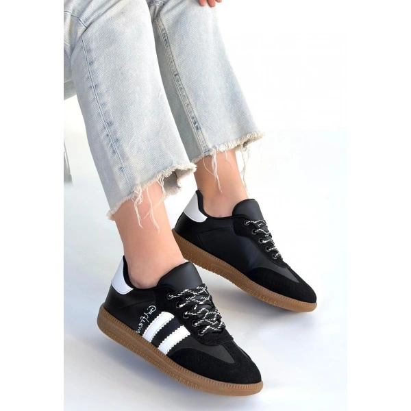 Zerti Siyah Cilt Bağcıklı Spor Ayakkabı