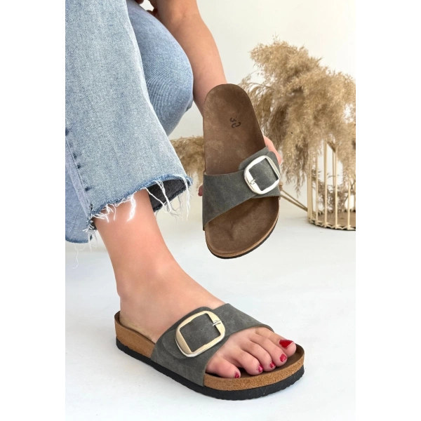 Zooy Yeşil Nubuk Terlik