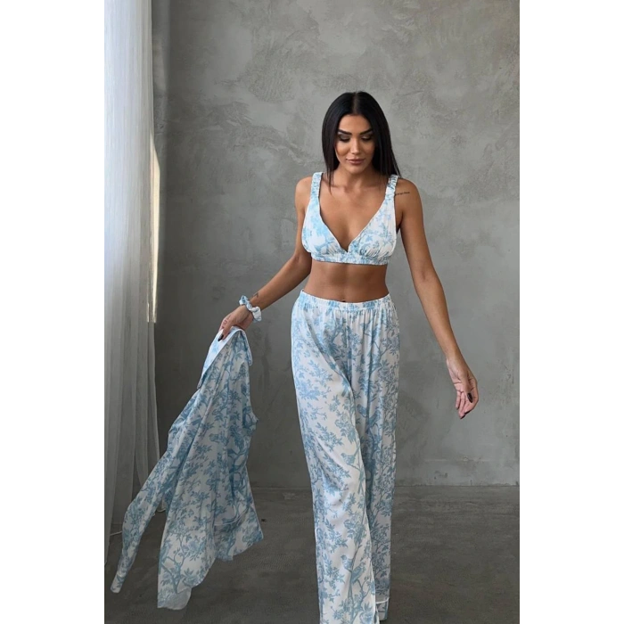 MAVİ KUŞ DİJİTAL BASKILI UZUN SATEN ÜÇLÜ PİJAMA