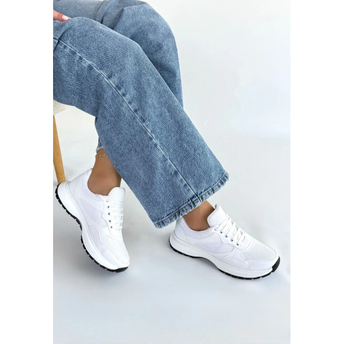 Slar Beyaz Cilt Bağcıklı Spor Ayakkabı