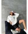 3 iplik şardonlu oversize kafa baskılı sweat beyaz