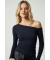 Asimetrik yaka bluz lacivert pt