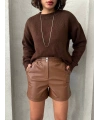 Beli lastikli çıtçıtlı deri şort kahve w241007