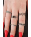 Gümüş Renk Lotus Model Siyah Kristal Taş Detay Bayan Yüzük Kombin