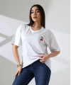 Kiraz işlemeli tişört