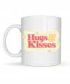 Model 30 – Hugs & Kisses Tasarımlı Porselen Kupa - Sevdiklerine Sıcacık Bir Mesaj