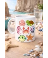 Sevimli Deniz Canlıları Desenli Porselen Kupa MODEL 118 – Ahtapot, Kaplumbağa, Yengeç ve Deniz Yıldızlı Kahve Kupası