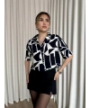 Siyah beyaz baskılı crop gömlek