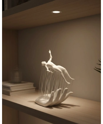 3D El Üzerinde İnsan Figürü Beyaz Minimal Masa Üstü Dekor