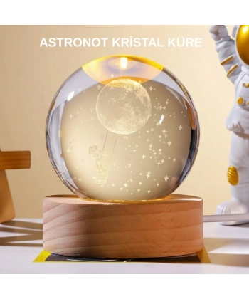 Ahşap Tabanlı 3D Astronot Küre Lamba Çocuk Odası ve Masa Üstü Dekor