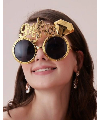 Altın Renk Bride To Be Yazılı Gelin Gözlüğü 15x10 cm