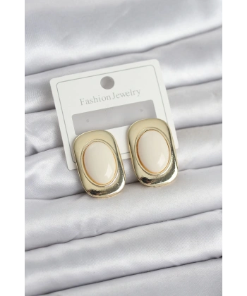 Beyaz Renk Kare Model Vintage Kadın Küpe