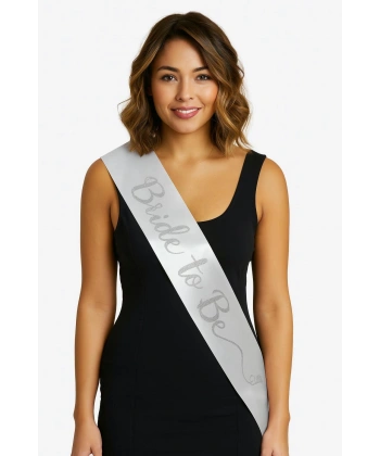 Beyaz Saten Üzerine El Yazısı İtalik Gümüş Bride To Be Kuşağı 10 cm Genişlik