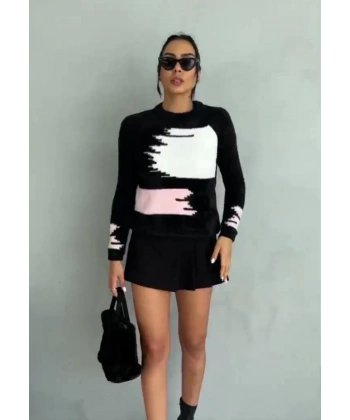 Bıyıklı triko kazak siyah