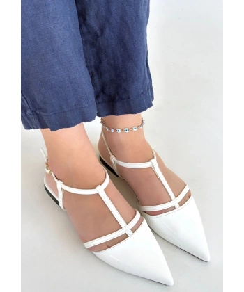 Canca Beyaz Rugan Babet Ayakkabı