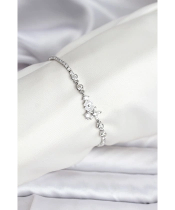 Çiçekli Model Zirkon Taşlı Gümüş Renk Su Yolu Kadın Bileklik